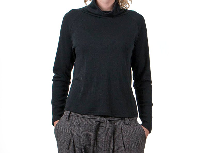 Vietto merinovillainen poolopaita musta