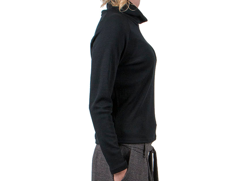 Vietto merinovillainen poolopaita musta